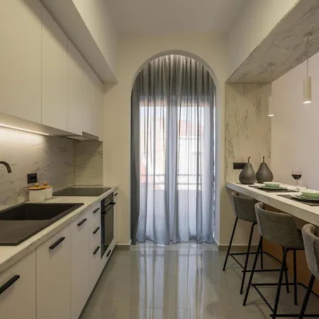 Amara Local Experience Apartment *