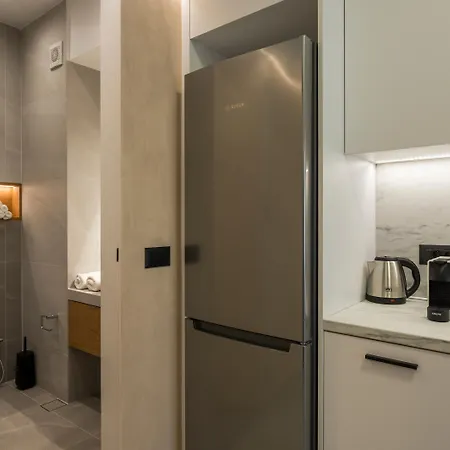 Apartment Amara Local Experience