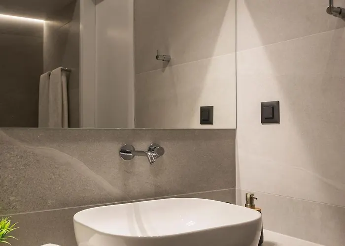 Amara Local Experience خانيا